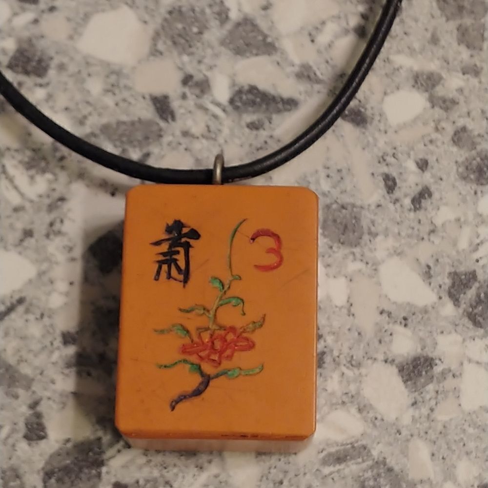 VTG 90s Mahjong Necklace & Earring Set - Picture 4 of 8